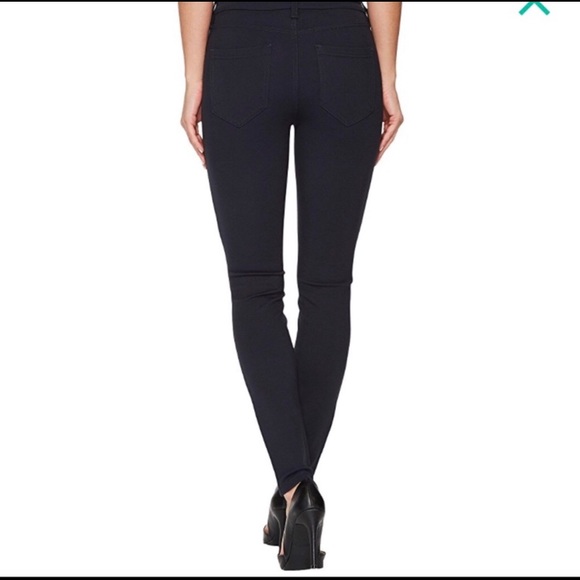 Liverpool Madonna Leggings - Picture 3 of 7